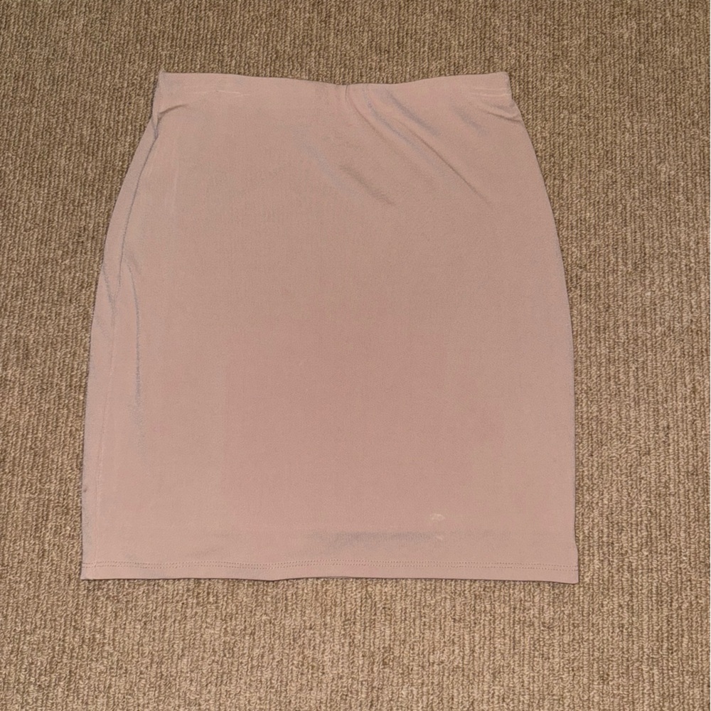 Leith pink skirt - small